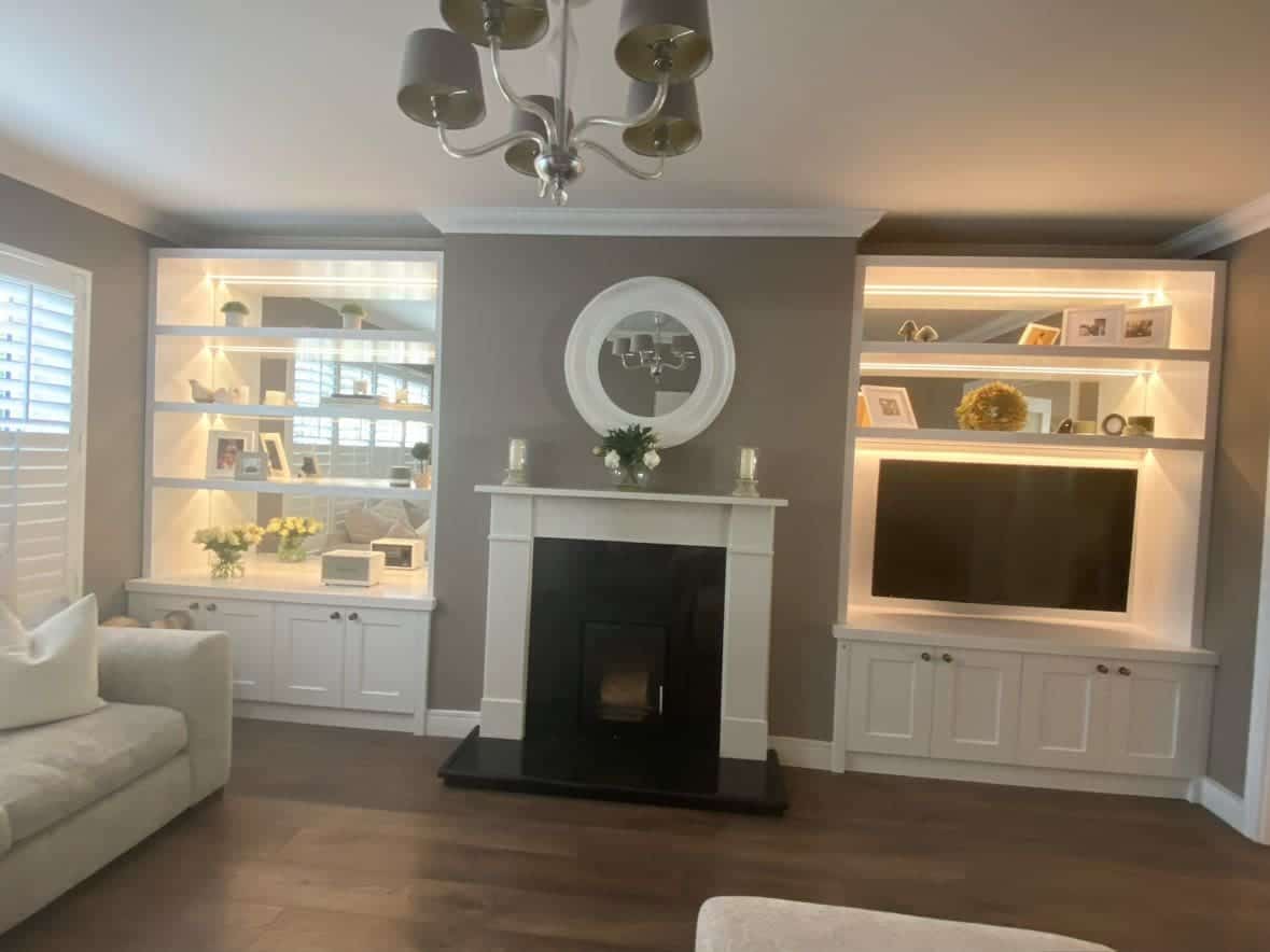 White Alcove Unite