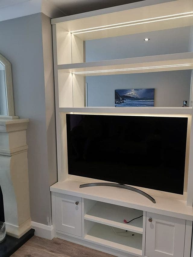 TV Alcove Unit