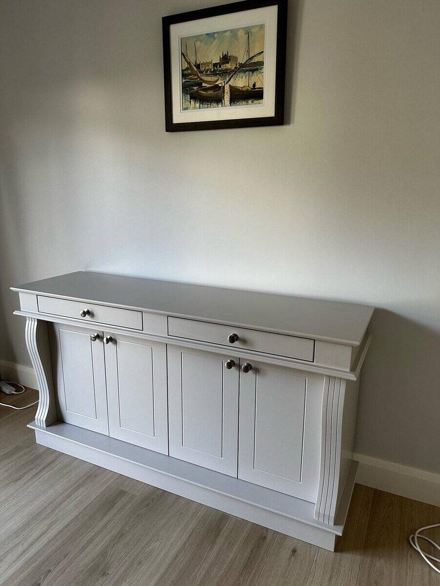 Sideboard with closed doors