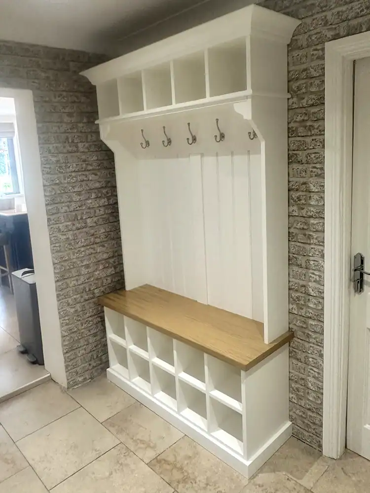 Mud room unit with coat hangers and shoe storage