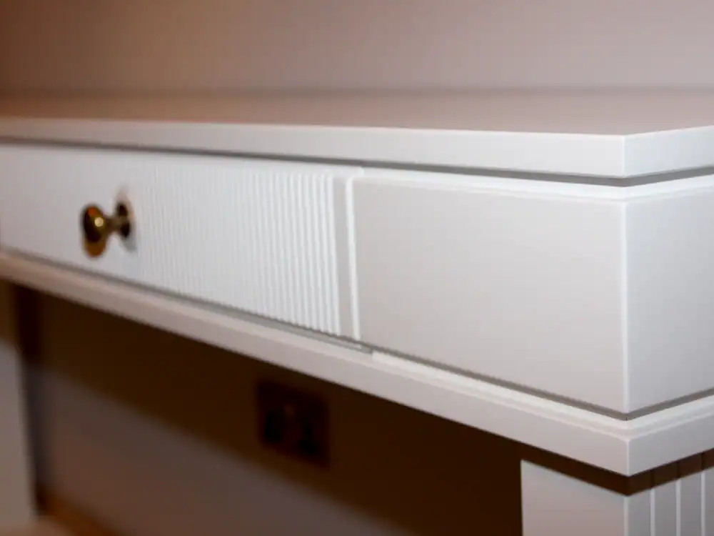 Console table with recessed edges