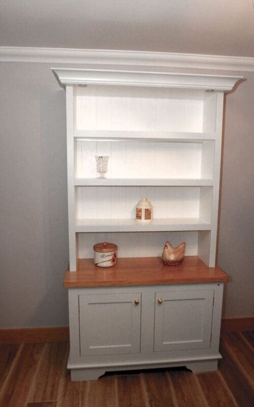 Kitchen dresser with Oak counter and open shelving