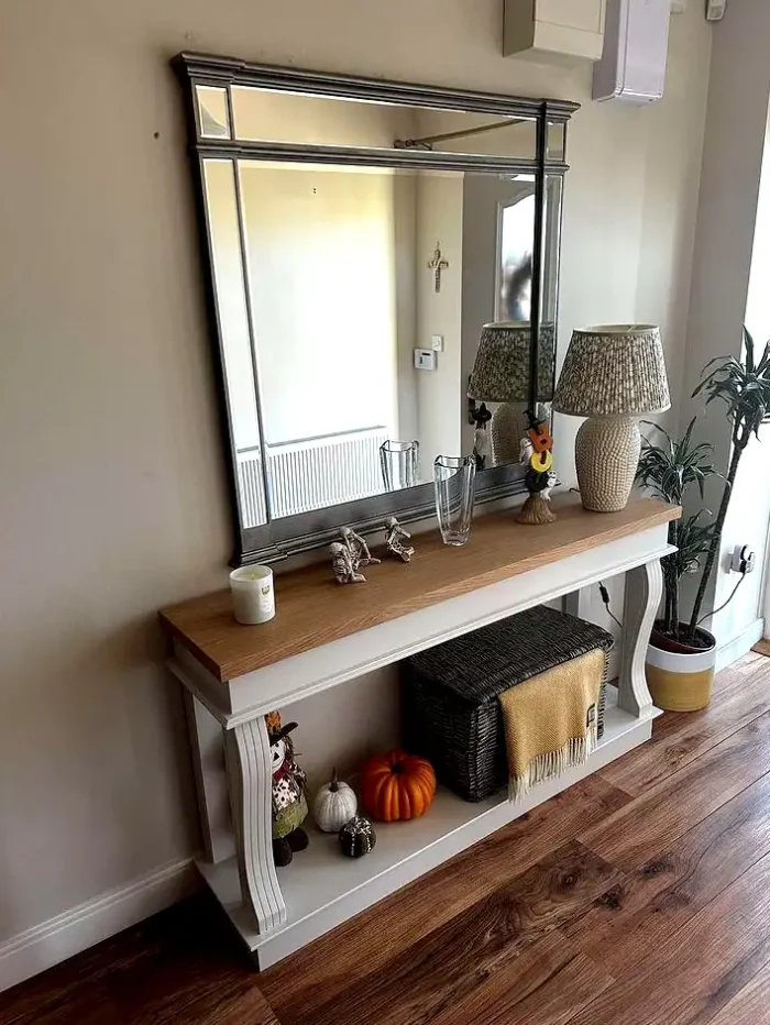Console table with lamp