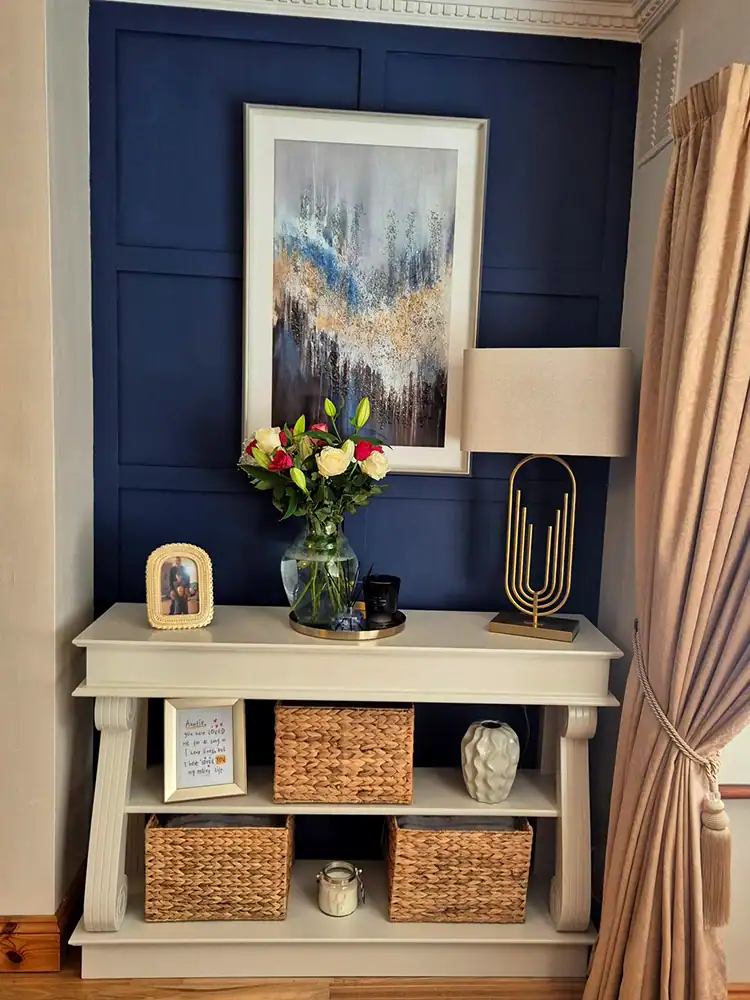 Sideboard Table