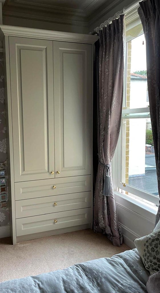 Bespoke Wardrobe Bespoke Wardrobe